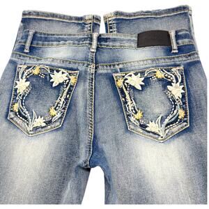 Y2K Low Rise Bootcut Jeans 9/10 Stretch Bedazzled Embroidered Rhinestones Bratz